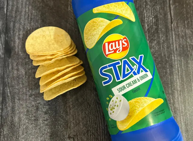 Lays Stax Sour Cream And Onion Chips 155gm - Nosh Products