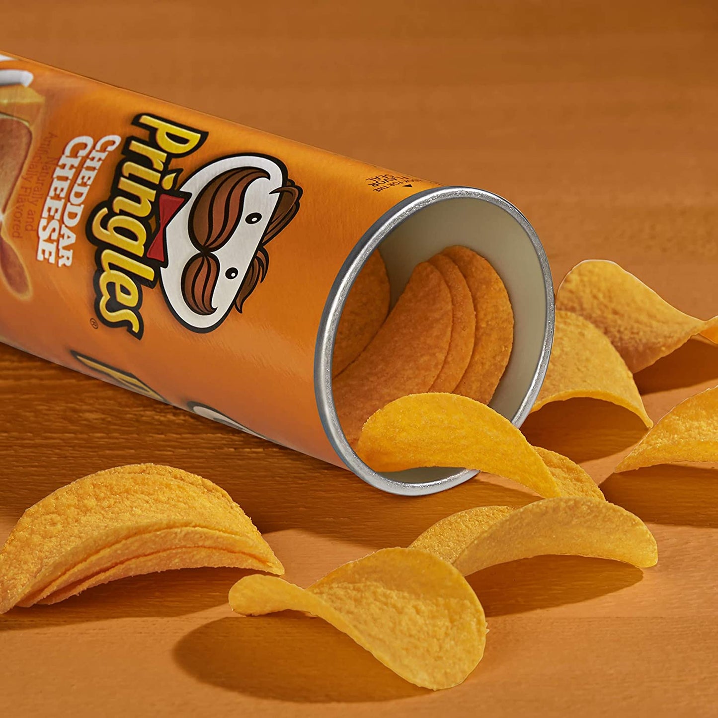 Pringles Cheddar Cheese Chips 158gm
